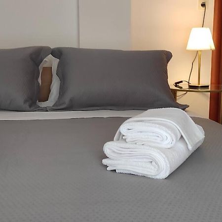 Διαμέρισμα Ιδανικό Για Εξορμήσεις Apartman Eleúsza Kültér fotó