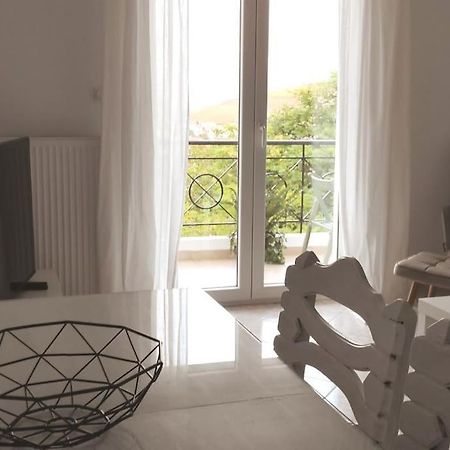 Διαμέρισμα Ιδανικό Για Εξορμήσεις Apartman Eleúsza Kültér fotó