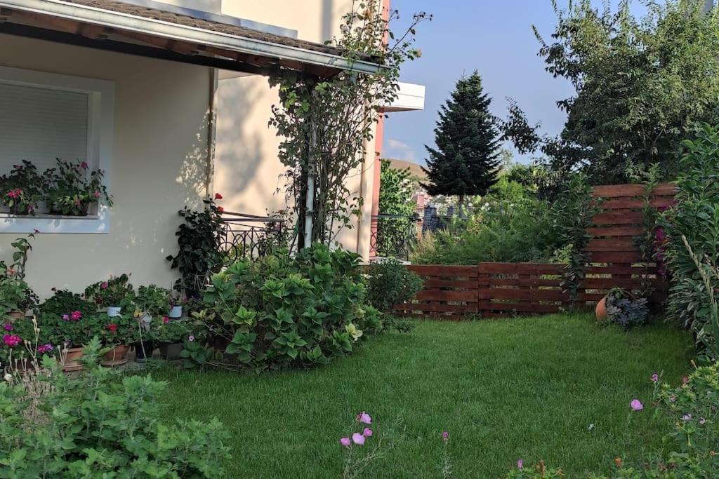 Διαμέρισμα Ιδανικό Για Εξορμήσεις Apartman Eleúsza Kültér fotó